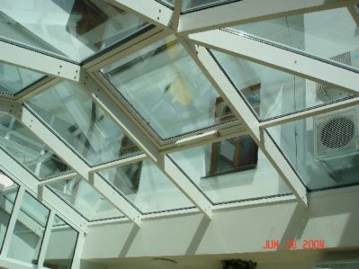 Zastrešení atria Karcher Praha 8, rok realizace 2004